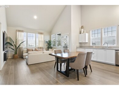 17168 SW Snowdale St unit 403, Beaverton, OR 97007 - photo 5