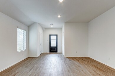 1942 Foxtail Creek Ct, Crosby, TX 77532 - photo 6