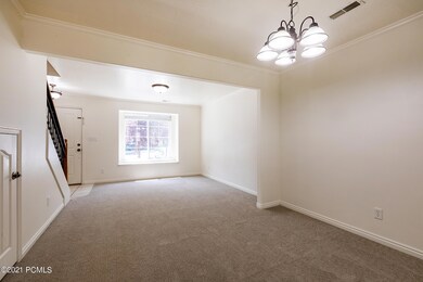4_Living-Room_high_3722722