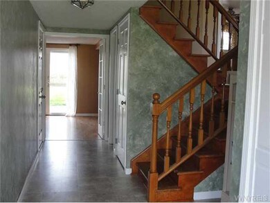 807 Ohio St, North Tonawanda, NY 14120 - photo 2