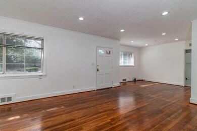 11-web-or-mls-2113 CRESSWELL DR. (c)-
