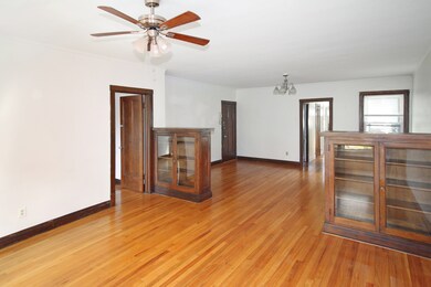 125 N Addison Ave unit 2, Elmhurst, IL 60126 - photo 6