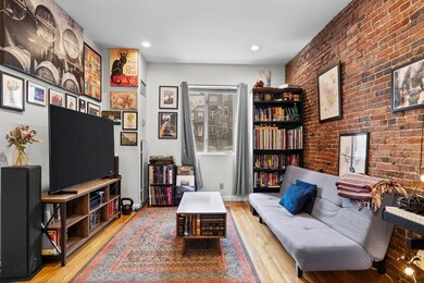 19 Wiget St unit 101, Boston, MA 02113 - photo 5