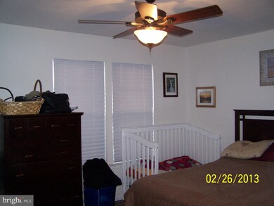 31 Cross Laurel Ct, Germantown, MD 20876 - photo 5