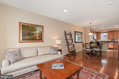 811 Parker Gray School Way, Alexandria, VA 22314 - photo 3