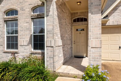 15919 Pleasant Green Cir, Tomball, TX 77377 - photo 2