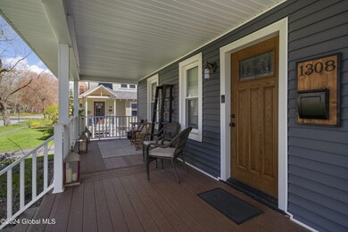 1308 Myron St, Schenectady, NY 12309 - photo 2