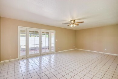 Wagoner - 2526 (5)