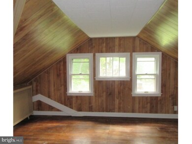 187 E Ward St, Hightstown, NJ 08520 - photo 3