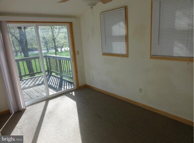 756 Valley View Dr, Lebanon Church, VA 22657 - photo 2