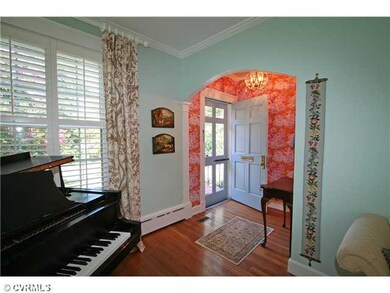 Living Room - Toward the foyer
