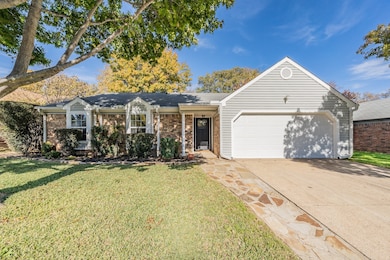 505 Rosemary Ln, Euless, TX 76039 - photo 3