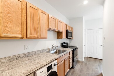 50 R Maplewood Ave unit 102-212, Gloucester, MA 01930 - photo 6