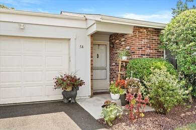 5 Aspen Plaza unit A, Monroe Township, NJ 08831 - photo 3