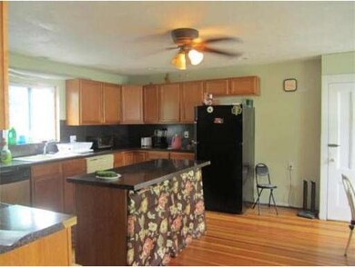 86 Dover St, Lowell, MA 01851 - photo 4