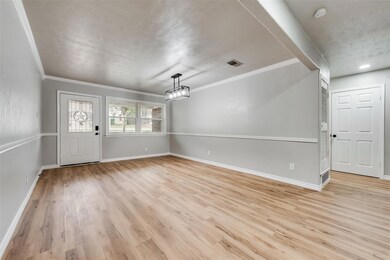 1117 Irwin Dr, Hurst, TX 76053 - photo 4