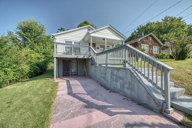 1113 Arlington Ave 4