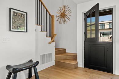 7-web-or-mls-Upmarketmedia_5514Kai-4