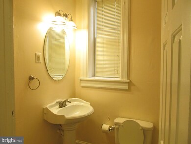 1715 Saint Paul St unit 102, Baltimore, MD 21202 - photo 6