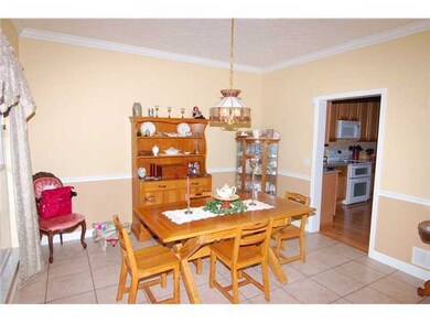 810 Wedgewood Dr, Marysville, OH 43040 - photo 5