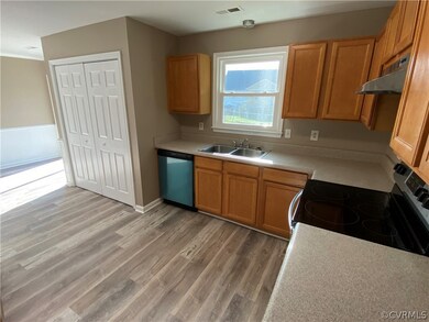 7336 Hilmar Dr, North Chesterfield, VA 23234 - photo 5