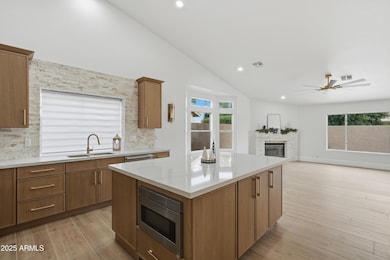 18637 N 85th Ln, Peoria, AZ 85382 - photo 5