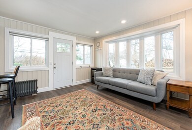 147 Grove St, Reading, MA 01867 - photo 4