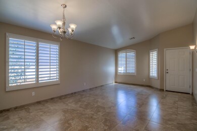 8 Living Room photo d