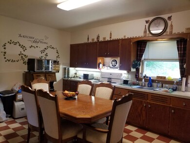 146 N Main St, Potosi, WI 53820 - photo 7