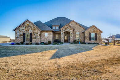 Architectural features found only in Custom Homes!