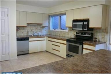 881 Frank Rd, West Chester, PA 19380 - photo 2