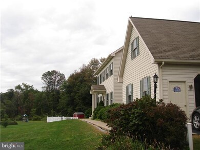 4818 Meadowview Terrace, Zionsville, PA 18092 - photo 6