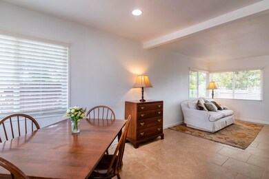 Dining&LivingArea