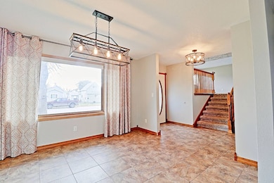 207 10th St NW, Devils Lake, ND 58301 - photo 7