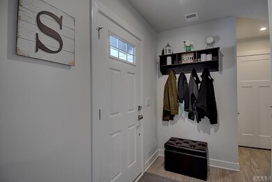 Photo 5