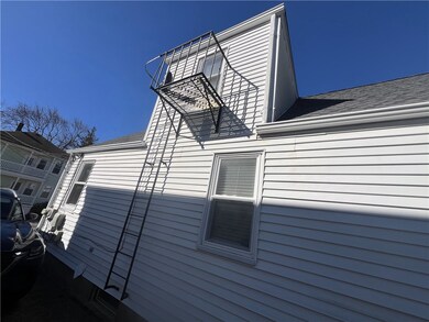 19 Joy St unit 2nd Flr, Providence, RI 02908 - photo 3