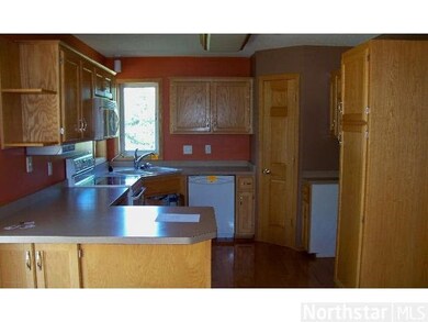 38186 Branch Ave, North Branch, MN 55056 - photo 3