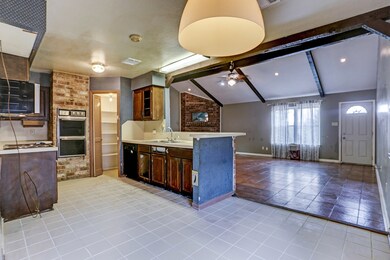 7218 Shady Corners Ln, Houston, TX 77040 - photo 4