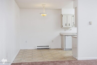 3100 Ward Place unit 4, Anchorage, AK 99517 - photo 4