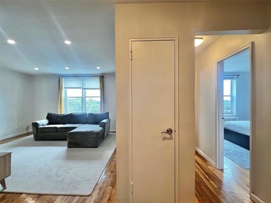 The Michelle unit 6B, Bayside, NY 11361 - photo 2