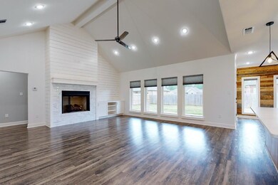 77 Chester Field Cir, Texarkana, TX 75503 - photo 5