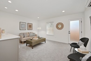 22204 80th Place W unit 1, Edmonds, WA 98026 - photo 4