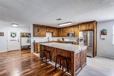 505 Palo Pinto St, Millsap, TX 76066 - photo 6