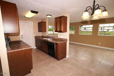 Hudson Rd - Kitchen.jpg