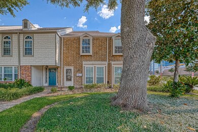 10343 Briar Forest Dr unit 11, Houston, TX 77042 - photo 2