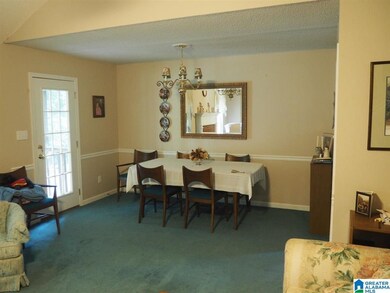 1121 Hale Cir, Center Point, AL 35215 - photo 4