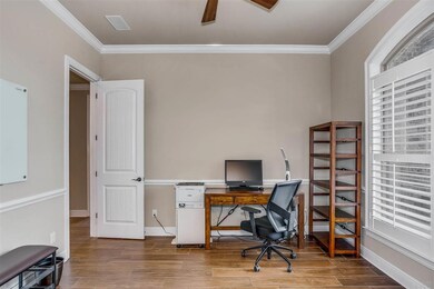 5612 Lobelia Ln, Pensacola, FL 32526 - photo 5