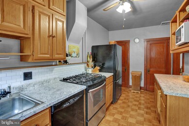 18 Marshall Ave, Reading, PA 19606 - photo 7