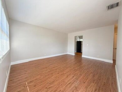 821 3rd St unit 821a, West Palm Beach, FL 33401 - photo 2