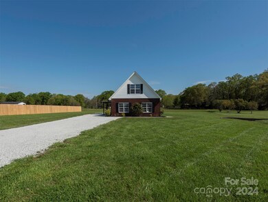 901 Hasty Rd, Marshville, NC 28103 - photo 3
